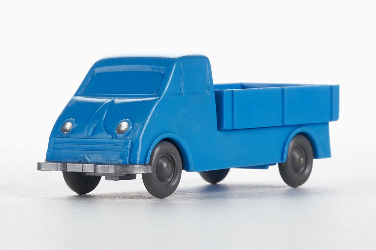 Camion Sanitaire Pritschenwagen TIMPO Au 1/43 Par Norev - Modèle Réduit Métal Occasion Très Bon état