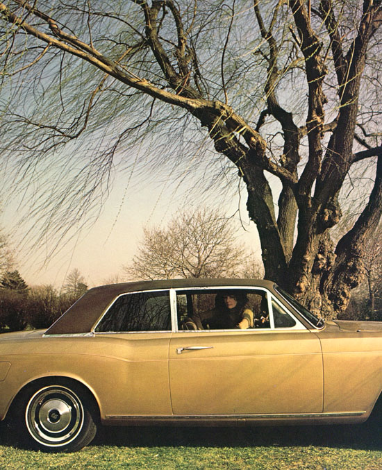 Rolls-Royce brochure 1972