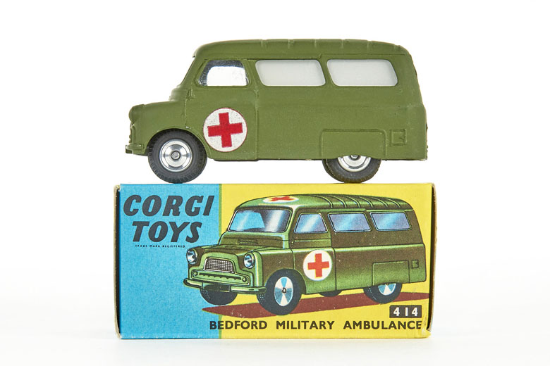 Corgi Toys 414 Bedford Military Ambulance