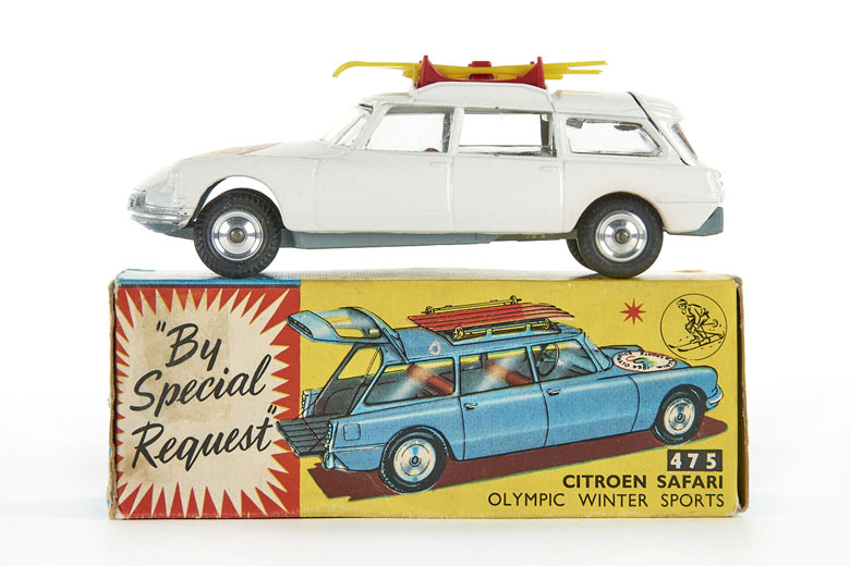 Corgi Toys 475 Citroen Safari Olympic Winter Sports