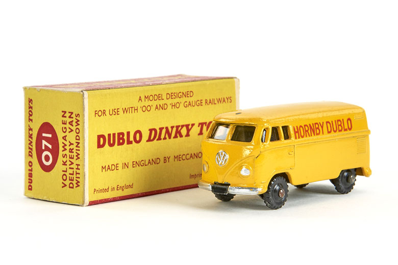 Dinky Toys 71 Volkswagen Delivery Van