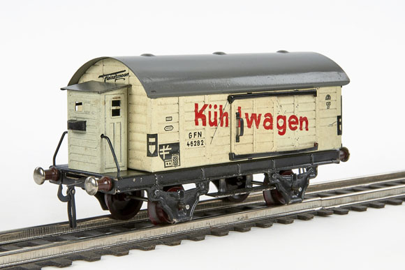 Fleischmann Nr. 482 Kühlwagen mit Bremserhaus