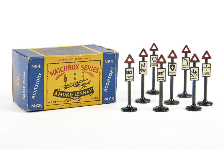 Matchbox 4 Accesory Pack Road Signs