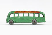 Matchbox 21 Bedford Duple Luxury Coach