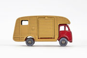 Matchbox 35 Marshall Horse Box