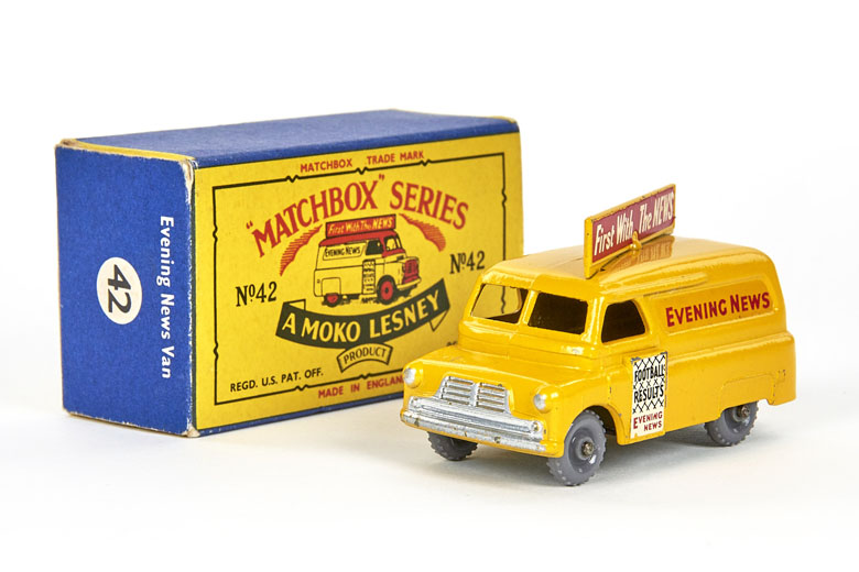 Matchbox 42 Bedford Evening News Van