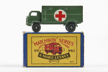 Matchbox 63 Ford 3 Ton 4x4 Service Ambulance OVP