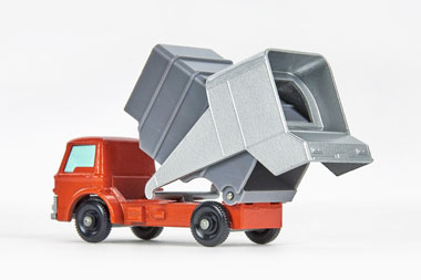 Matchbox 7 Refuse Truck