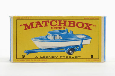 Matchbox 9 Cabin Cruiser and trailer OVP