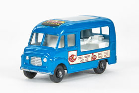 Matchbox 47 Commer Ice Cream Canteen