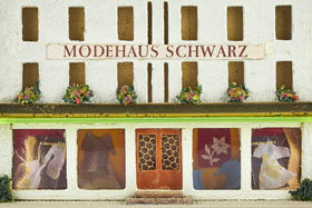 Neuffen Nr. 403 Hochhaus mit 4 Schaufenstern