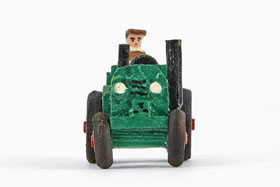Preiser Figur Nr. 500 Traktor mit Fahrer
