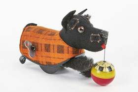 Schuco Figur Nr. 990 Tippy Hund mit Ball