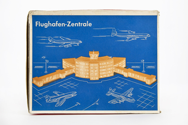 Siku Nr. 207 Flughafen-Zentrale OVP