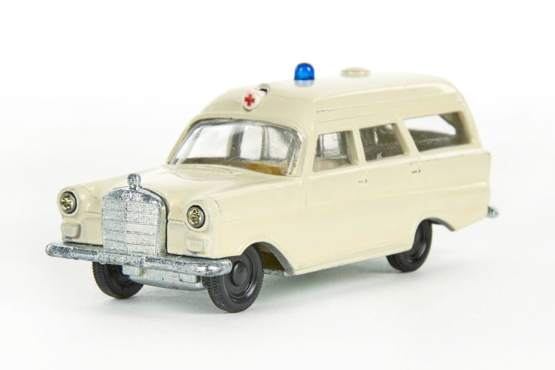 Siku V 233 Mercedes 190 Krankenwagen