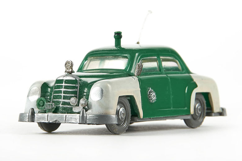 Siku V 52 Mercedes 180 Polizei Peterwagen