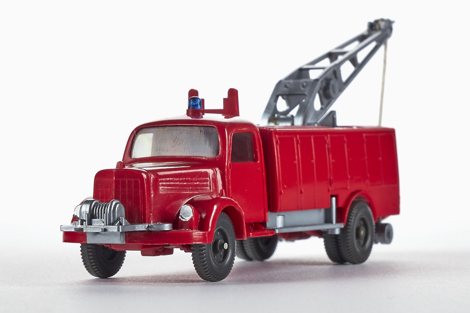 Wiking Mercedes Benz L-3500 Feuerwehr-Rüstwagen mit Kran